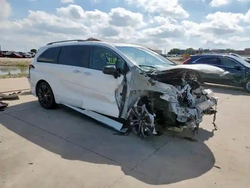 5TDDRKEC9NS102679 2022 TOYOTA SIENNA-3