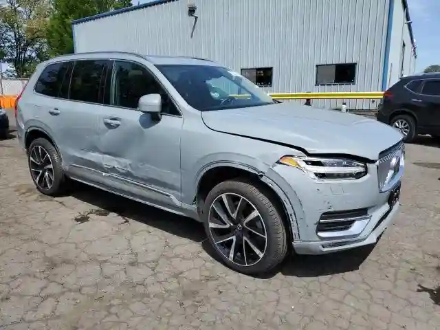 YV4062JE6R1181548 2024 VOLVO XC90 PLUS-3