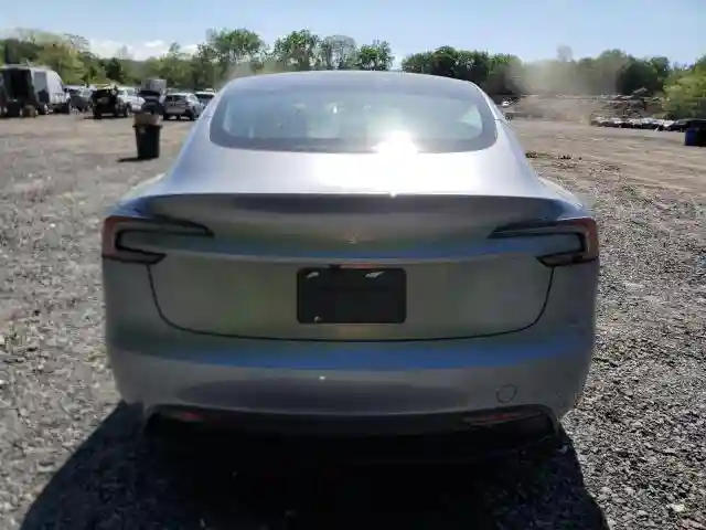 5YJ3E1EA7SF994768 2025 TESLA MODEL 3-5