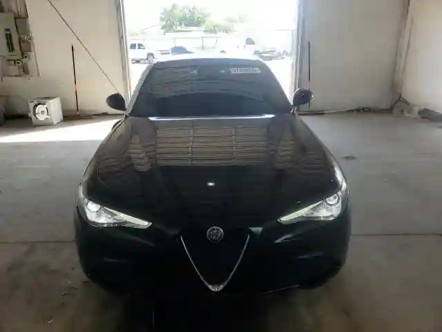 ZARFAMAN1M7639337 2021 ALFA ROMEO GIULIA-4