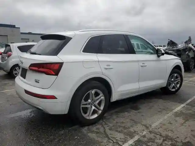 WA1BNAFY3J2136183 2018 AUDI Q5-2