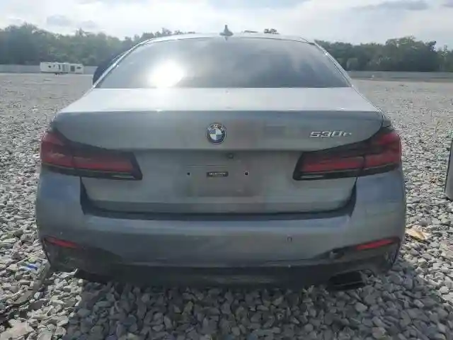 WBA13AG05MCF22098 2021 BMW 5 SERIES-5