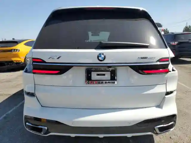 5UX23EM07S9Y07541 2025 BMW X7-5