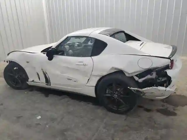 JM1NDAL79H0106533 2017 MAZDA MX5-1