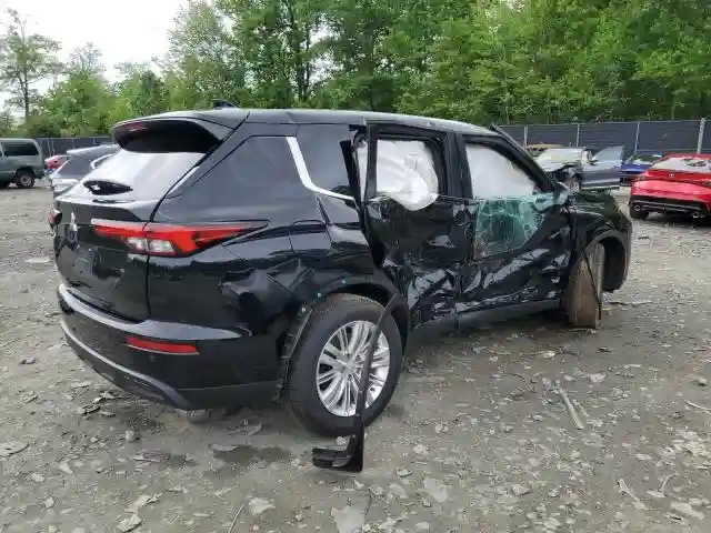 JA4J4TA83NZ050371 2022 MITSUBISHI OUTLANDER-2