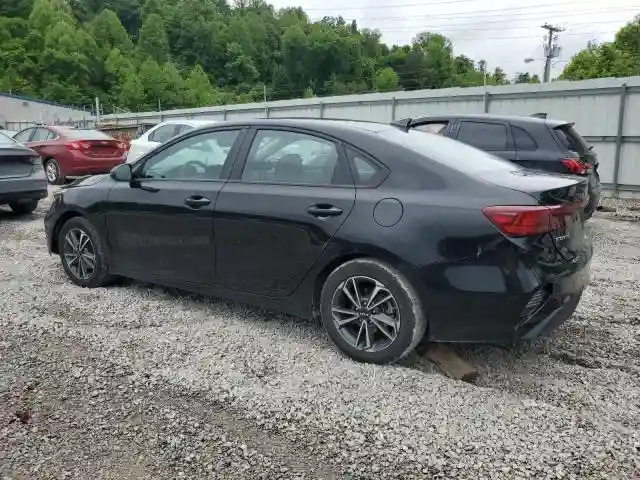 3KPF24AD0PE569395 2023 KIA FORTE-1