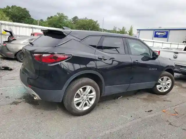 3GNKBBRA1MS571741 2021 CHEVROLET BLAZER-2