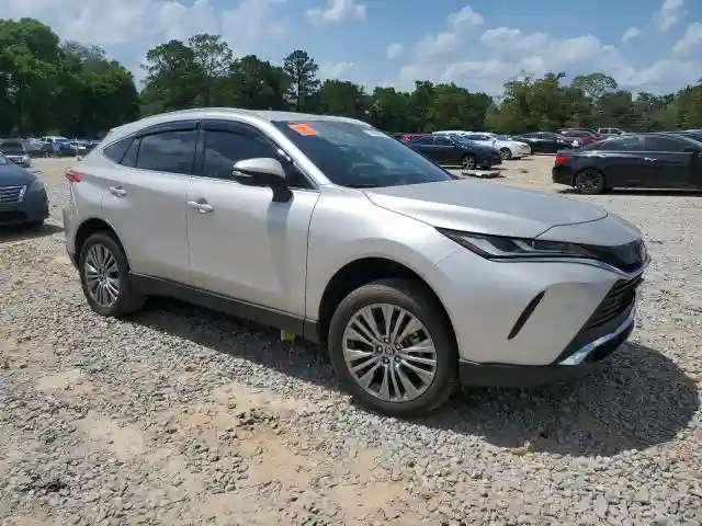 JTEAAAAH2NJ117121 2022 TOYOTA VENZA-3