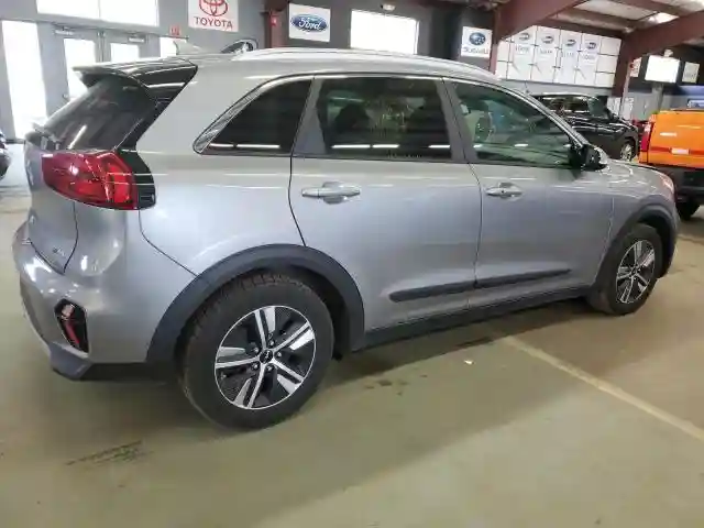 KNDCE3LC4N5516801 2022 KIA NIRO-2