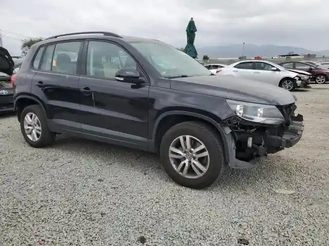 WVGAV7AX6HK001501 2017 VOLKSWAGEN TIGUAN-3