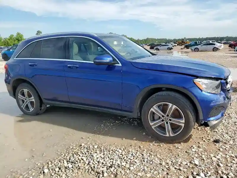 WDC0G4JB0KV132372 2019 MERCEDES-BENZ GLC-CLASS-3