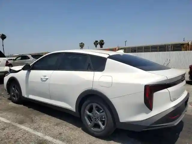 3KPFT4DE0SE058893 2025 KIA K4 LX-1