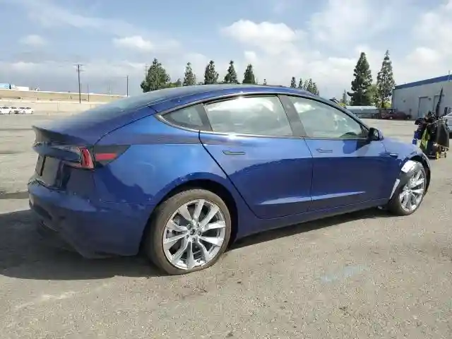 5YJ3E1EA9SF968706 2025 TESLA MODEL 3-2