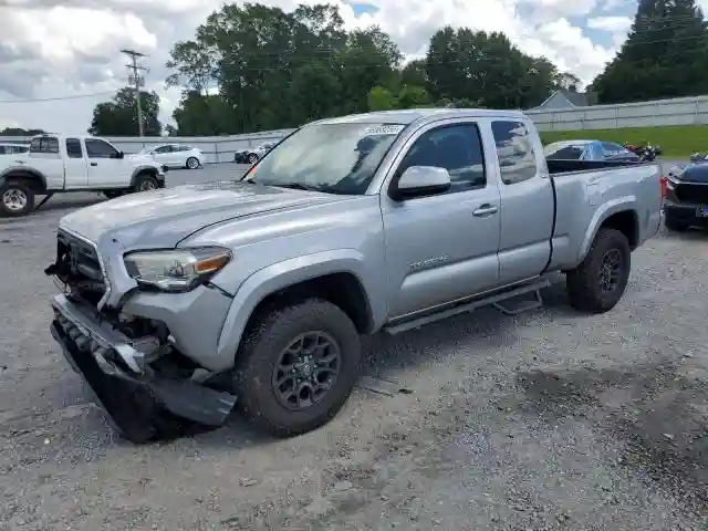5TFSZ5AN3HX071735 2017 TOYOTA TACOMA-0