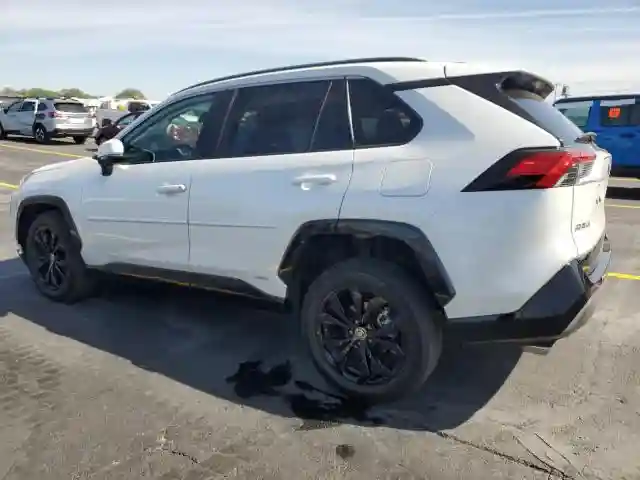 2T3T6RFV6RW049747 2024 TOYOTA RAV4-1