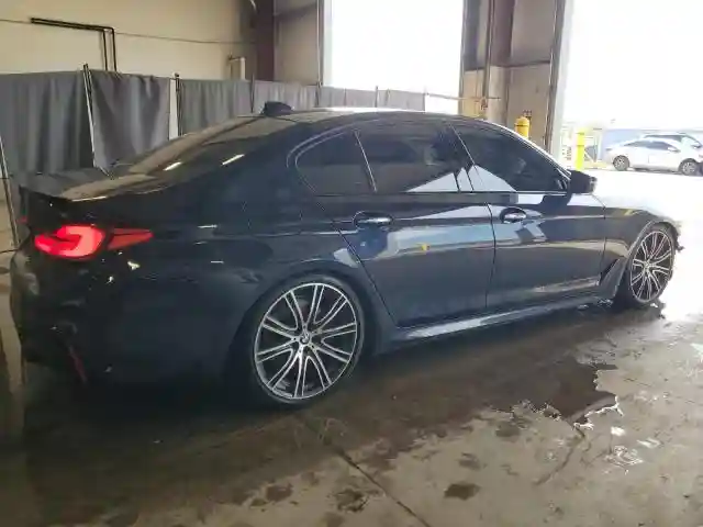 WBAJE7C55JWD53483 2018 BMW 5 SERIES-2