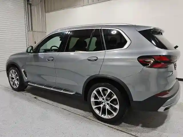 5UX13EU03R9U30809 2024 BMW X5-1