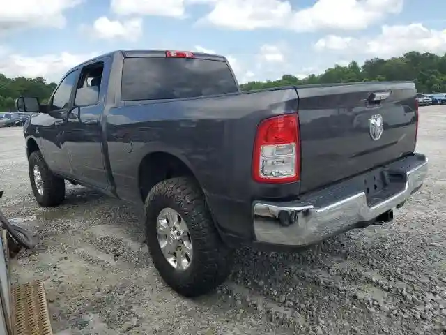 3C6UR5DLXKG634415 2019 RAM 2500-1