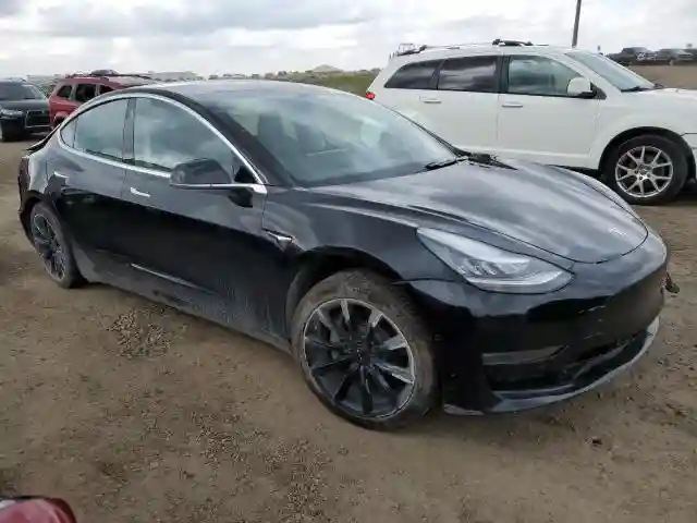 5YJ3E1EAXJF173257 2018 TESLA MODEL 3-3