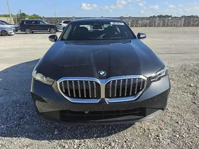 WBA43FJ01RCR71544 2024 BMW 5 SERIES-4