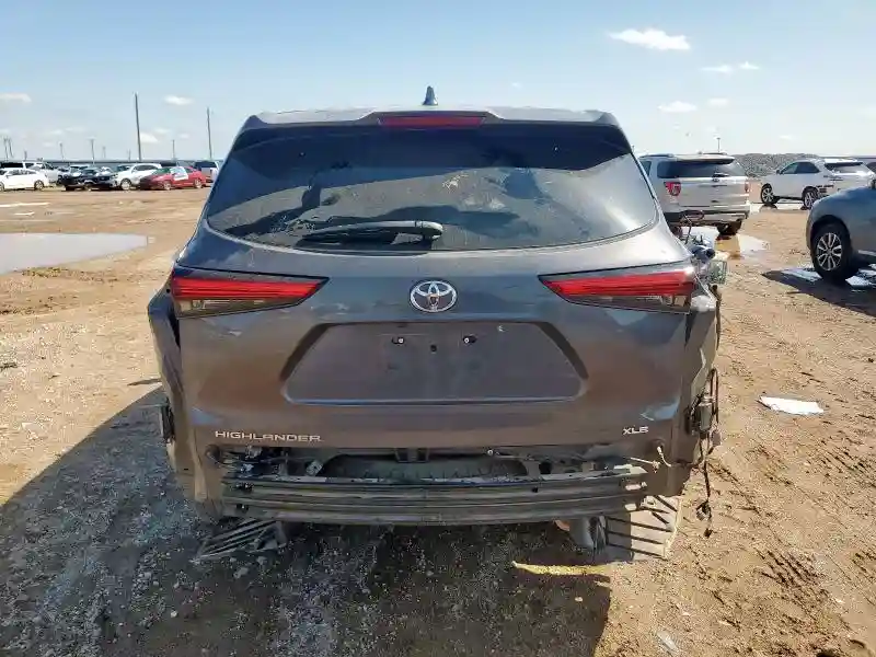 5TDGZRAH9NS557569 2022 TOYOTA HIGHLANDER-5