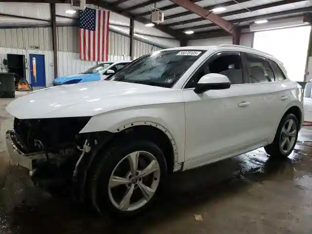 WA1BNAFY9J2221738 2018 AUDI Q5-0