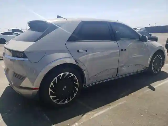 KM8KRDAF1NU090148 2022 HYUNDAI IONIQ-2