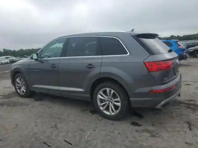 WA1AAAF76KD009139 2019 AUDI Q7-1