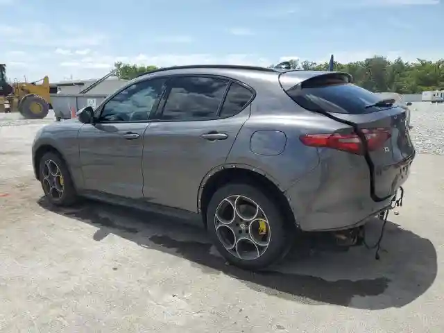 ZASFAKNN8J7B86006 2018 ALFA ROMEO STELVIO-1