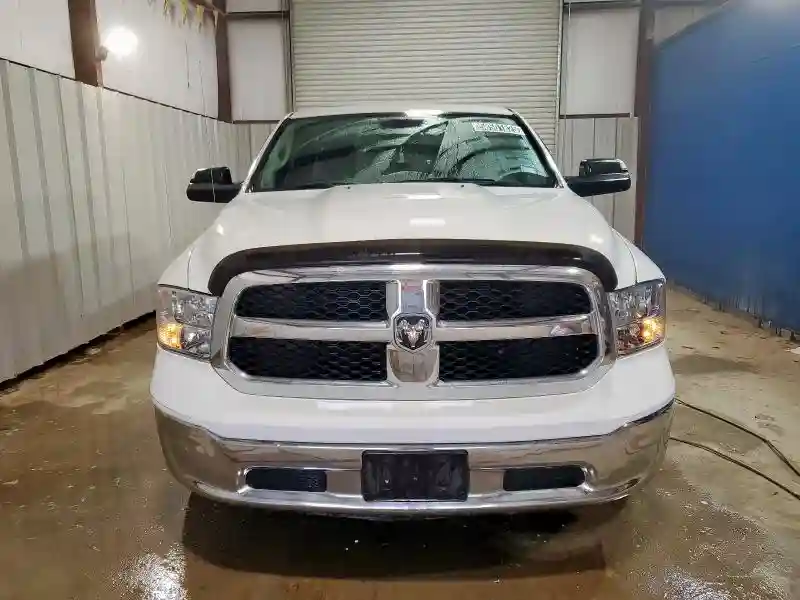 1C6RR6FG8KS608187 2019 RAM 1500-4