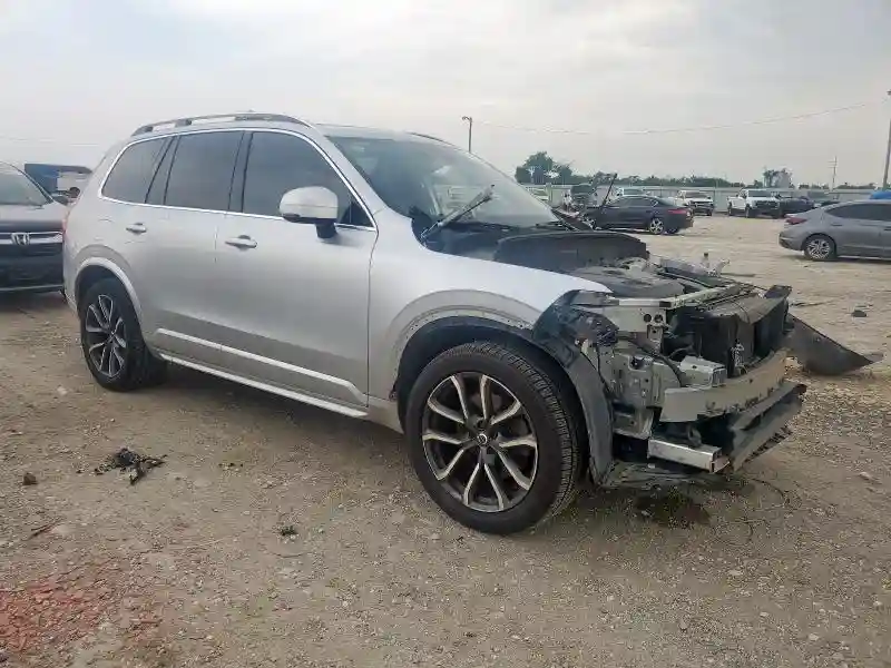 YV4A22PKXH1138990 2017 VOLVO XC90-3
