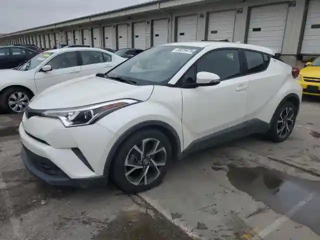 JTNKHMBX4J1001162 2018 TOYOTA C-HR-0