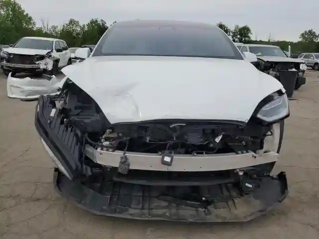 7SAXCBE60NF329534 2022 TESLA MODEL X-4