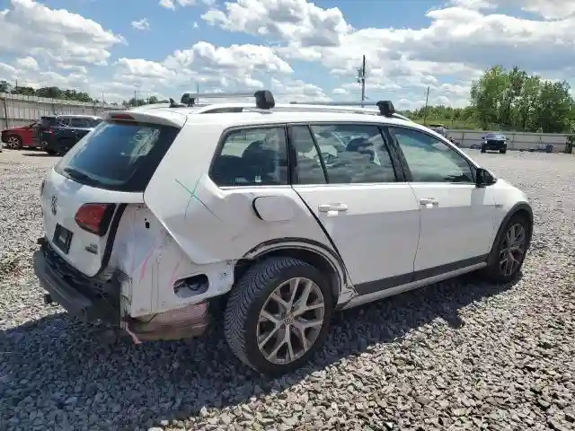 3VWH17AUXHM514860 2017 VOLKSWAGEN GOLF-2