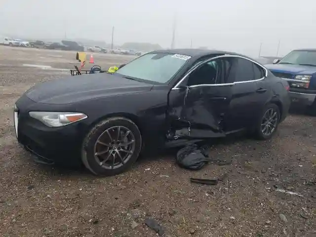 ZARFAEBN9H7546432 2017 ALFA ROMEO GIULIA-0