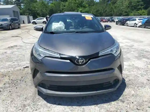 NMTKHMBX8KR098289 2019 TOYOTA C-HR-4