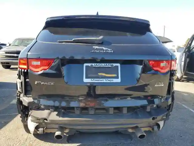 SADCJ2FX0JA255130 2018 JAGUAR F-PACE-5