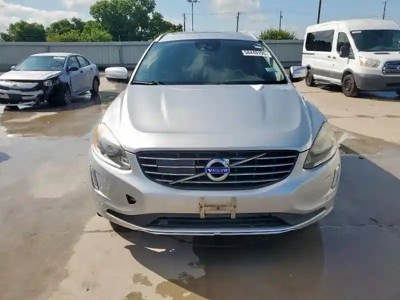 YV440MDD3F2621703 2015 VOLVO XC60-4