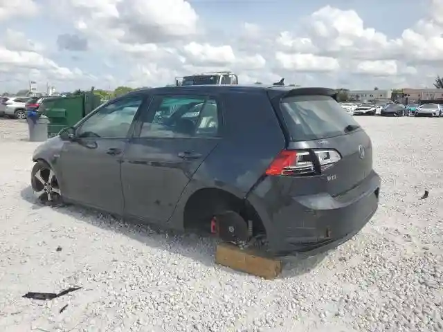 3VW5T7AU1HM044621 2017 VOLKSWAGEN GTI-1