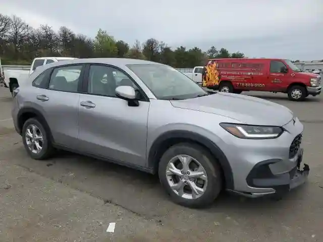 3CZRZ2H34PM742443 2023 HONDA HR-V-3