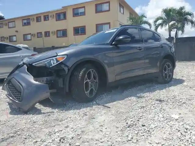 ZASPAJAN8M7D12681 2021 ALFA ROMEO STELVIO-0