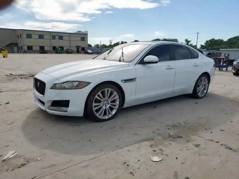 SAJBE4BN4HCY32737 2017 JAGUAR XF-0