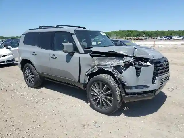 JTJVBCDX8R5012211 2024 LEXUS GX 550 LUX-3