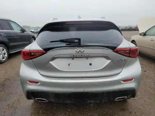 SJKCH5CP0KA009478 2019 INFINITI QX30-5