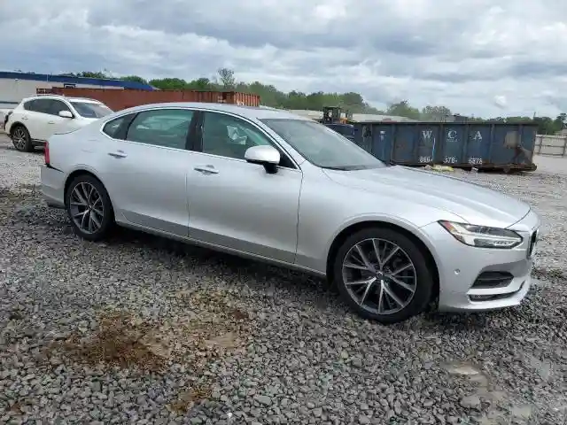 LVY982AK3JP018361 2018 VOLVO S90-3