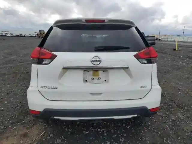 JN8AT2MV5HW015426 2017 NISSAN ROGUE-5