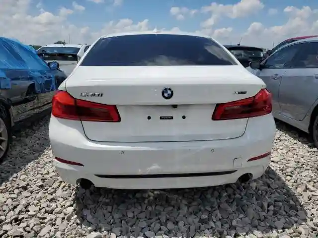 WBAJA7C50JWA73353 2018 BMW 5 SERIES-5