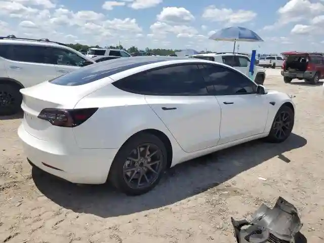 5YJ3E1EA3MF085641 2021 TESLA MODEL 3-2