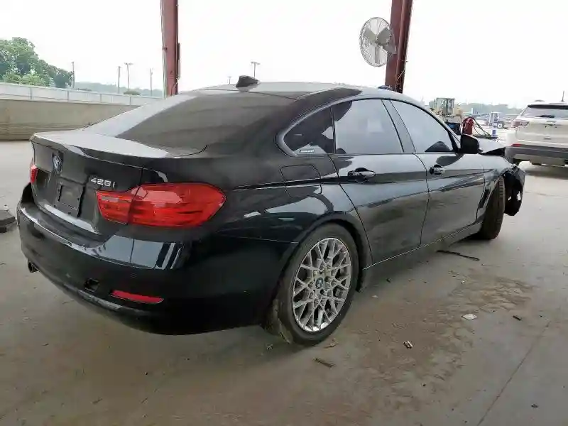 WBA4A5C54FD410835 2015 BMW 4 SERIES-2