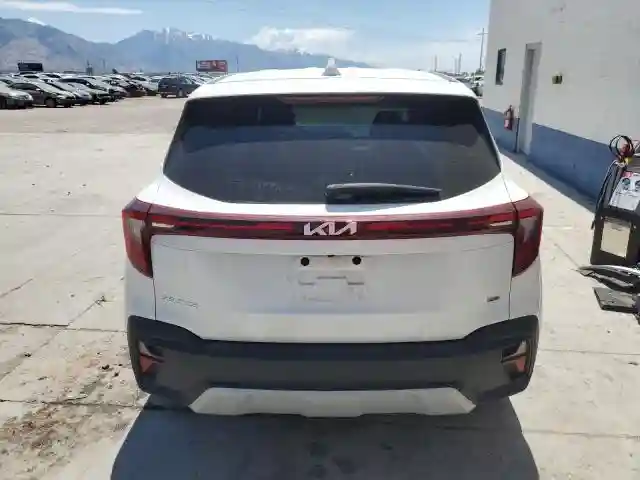 KNDEPCAA8R7499239 2024 KIA SELTOS-5